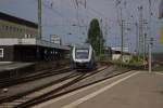 Aus Richtung Osnabrück kommend erreichen 648 374 und 372 am 04.08.2015 Bremen Hauptbahnhof.
